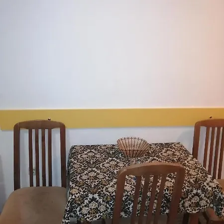 Naum M Appartement *